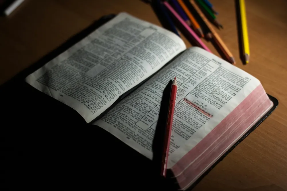 Ayat Alkitab untuk Mengatasi Stres dan Kecemasan